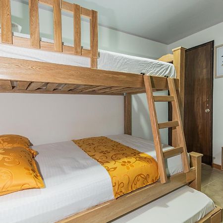 Nomada Hotel Guatape Bagian luar foto